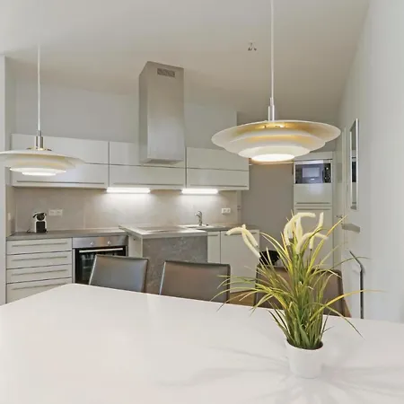 2 Bedroom Cozy In Travemuende Apartment